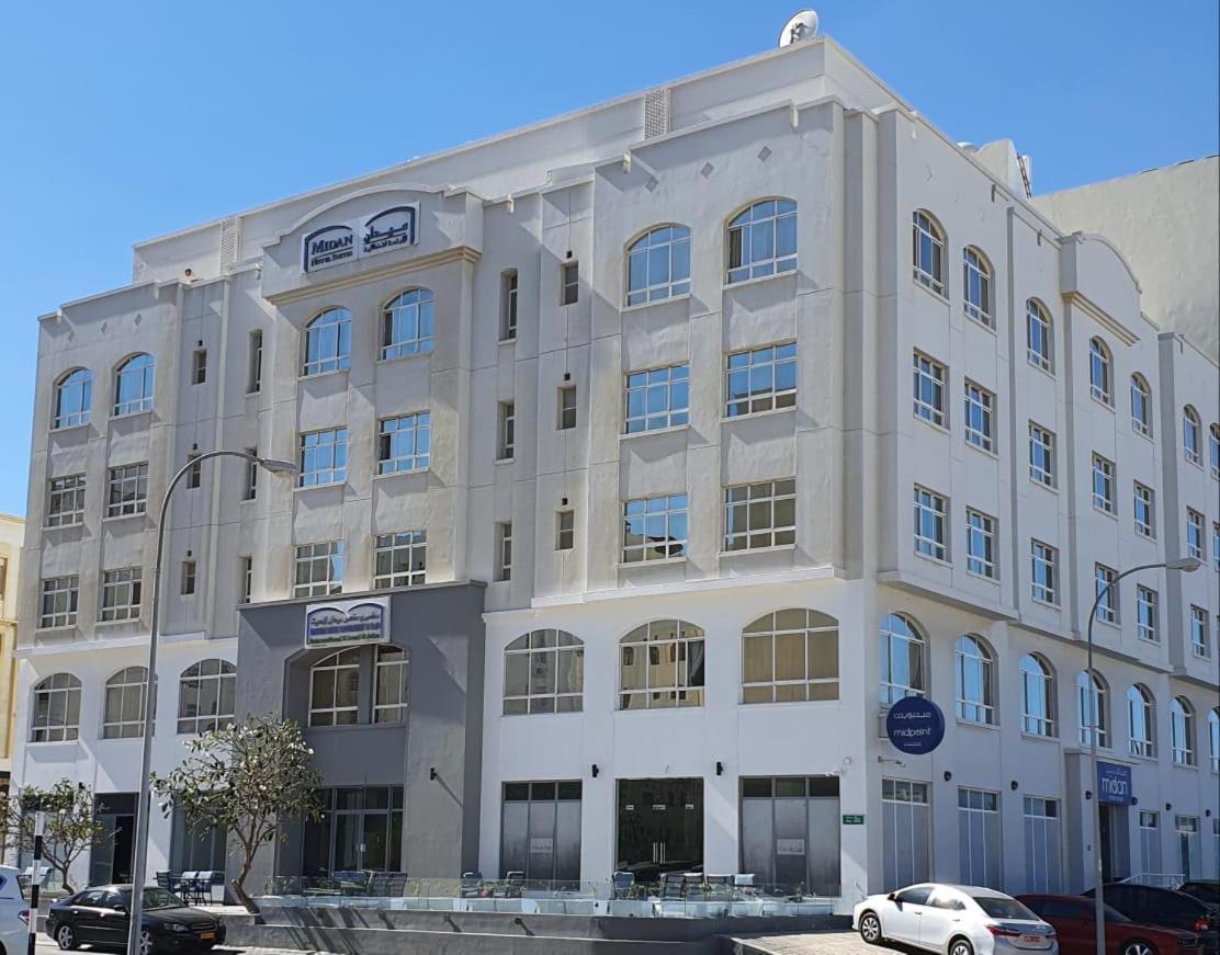 Midan Hotel Suites Masqat Buitenkant foto