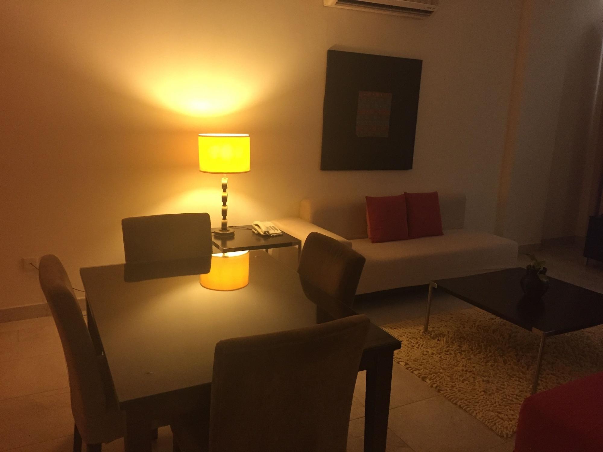 Midan Hotel Suites Masqat Buitenkant foto