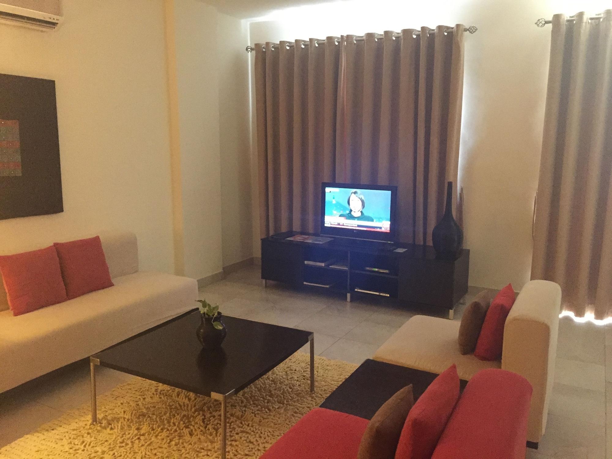 Midan Hotel Suites Masqat Buitenkant foto